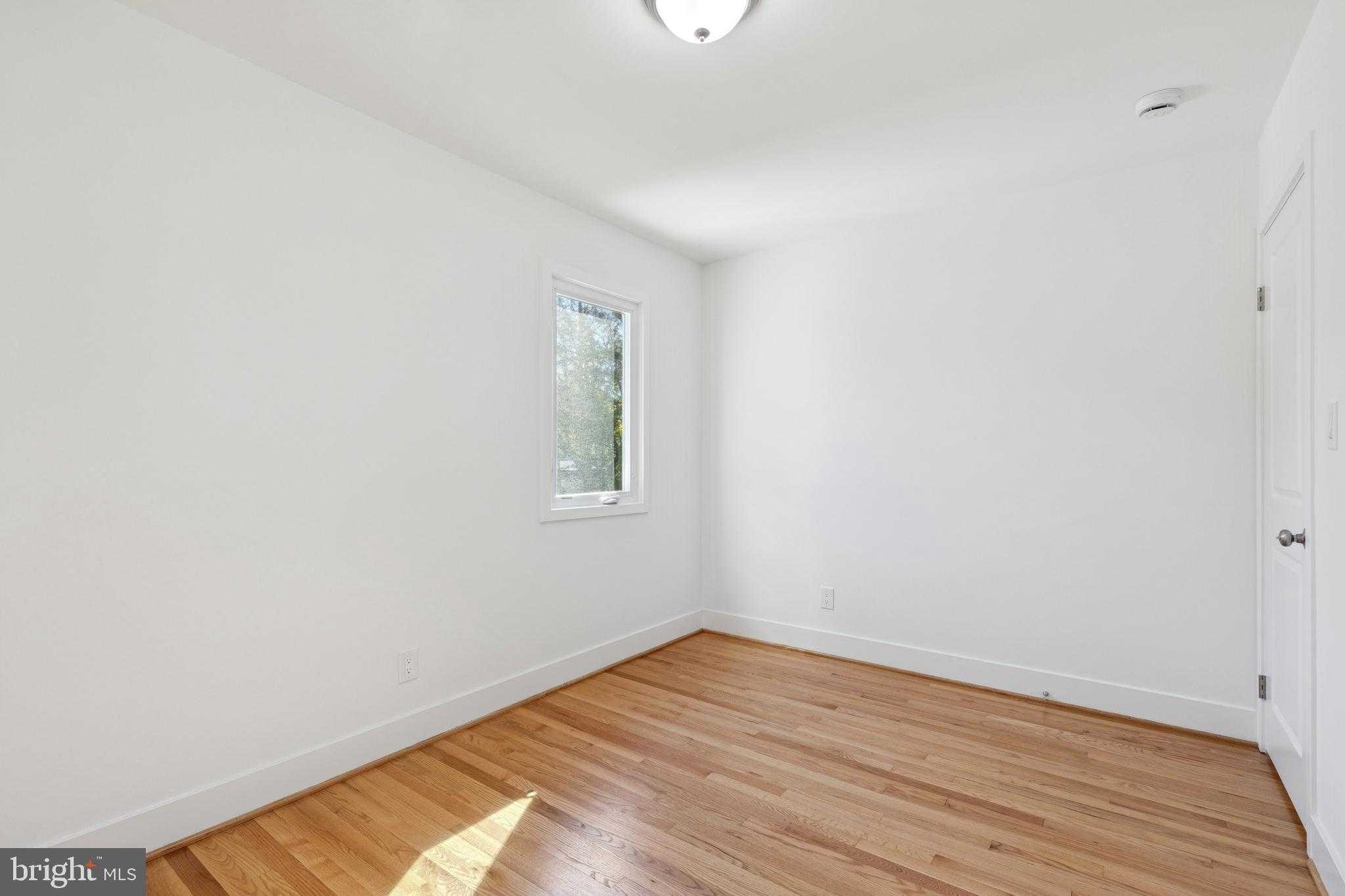 127 Duval Ln photo 30