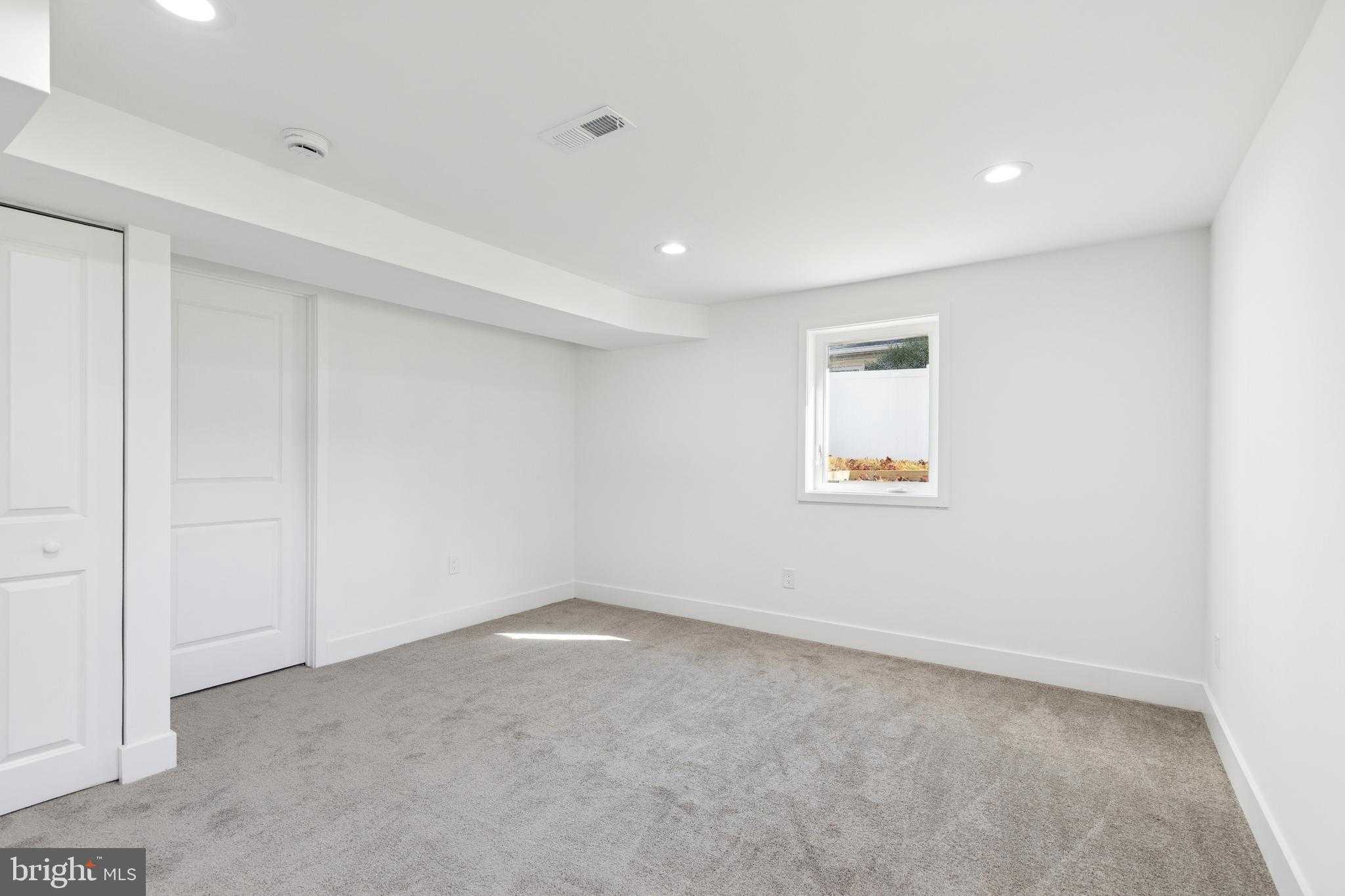 127 Duval Ln photo 38