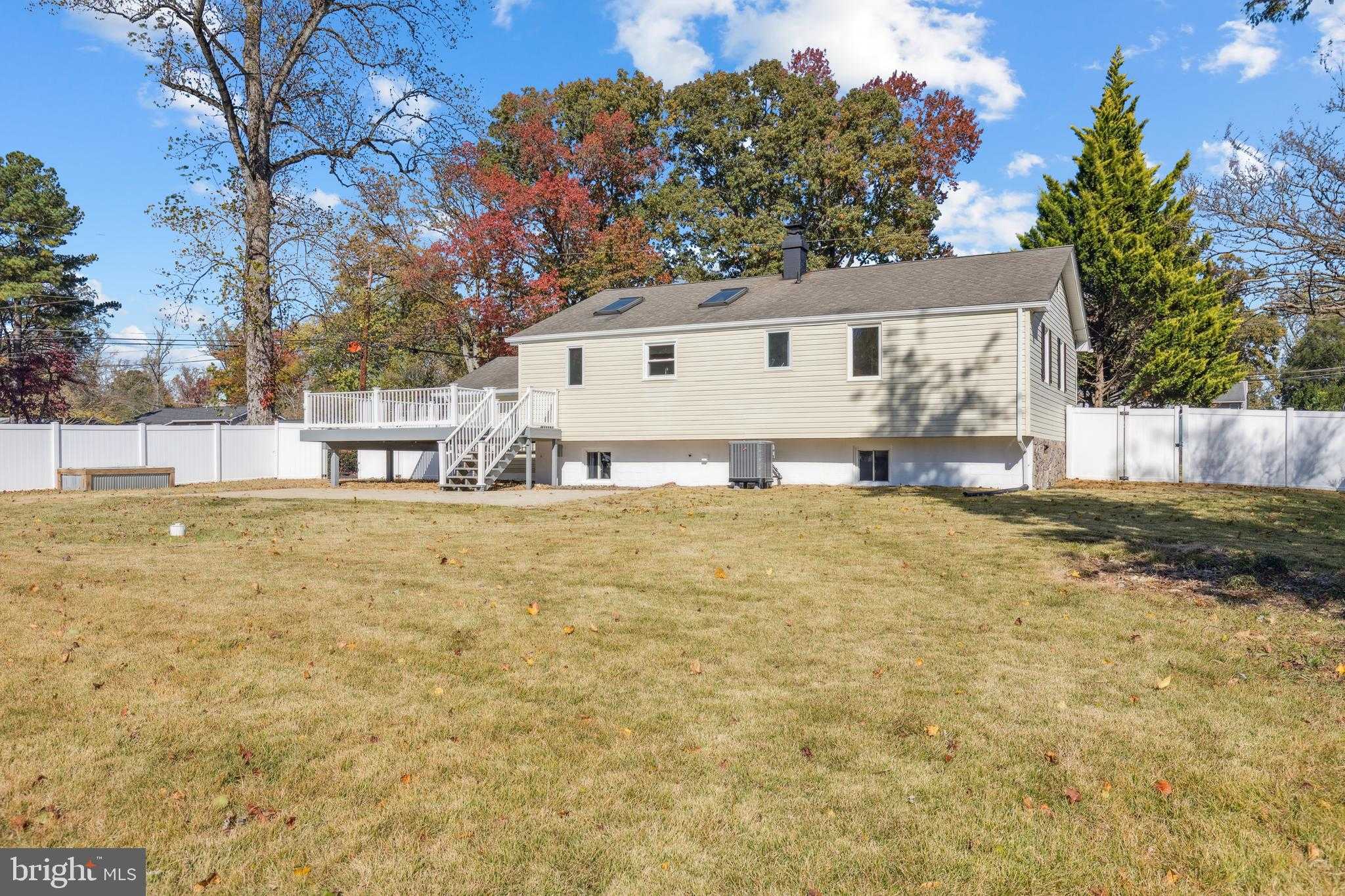 127 Duval Ln photo 57