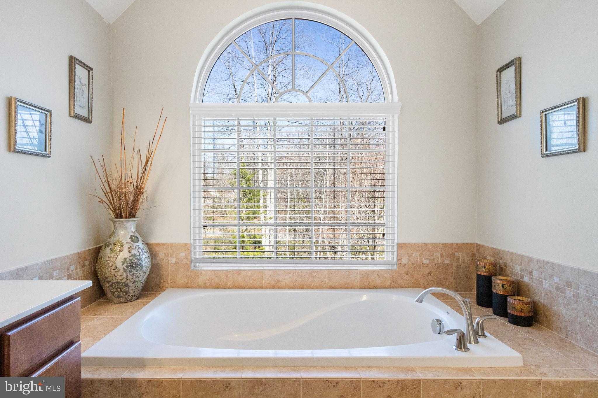 220 Donovan Ln photo 29