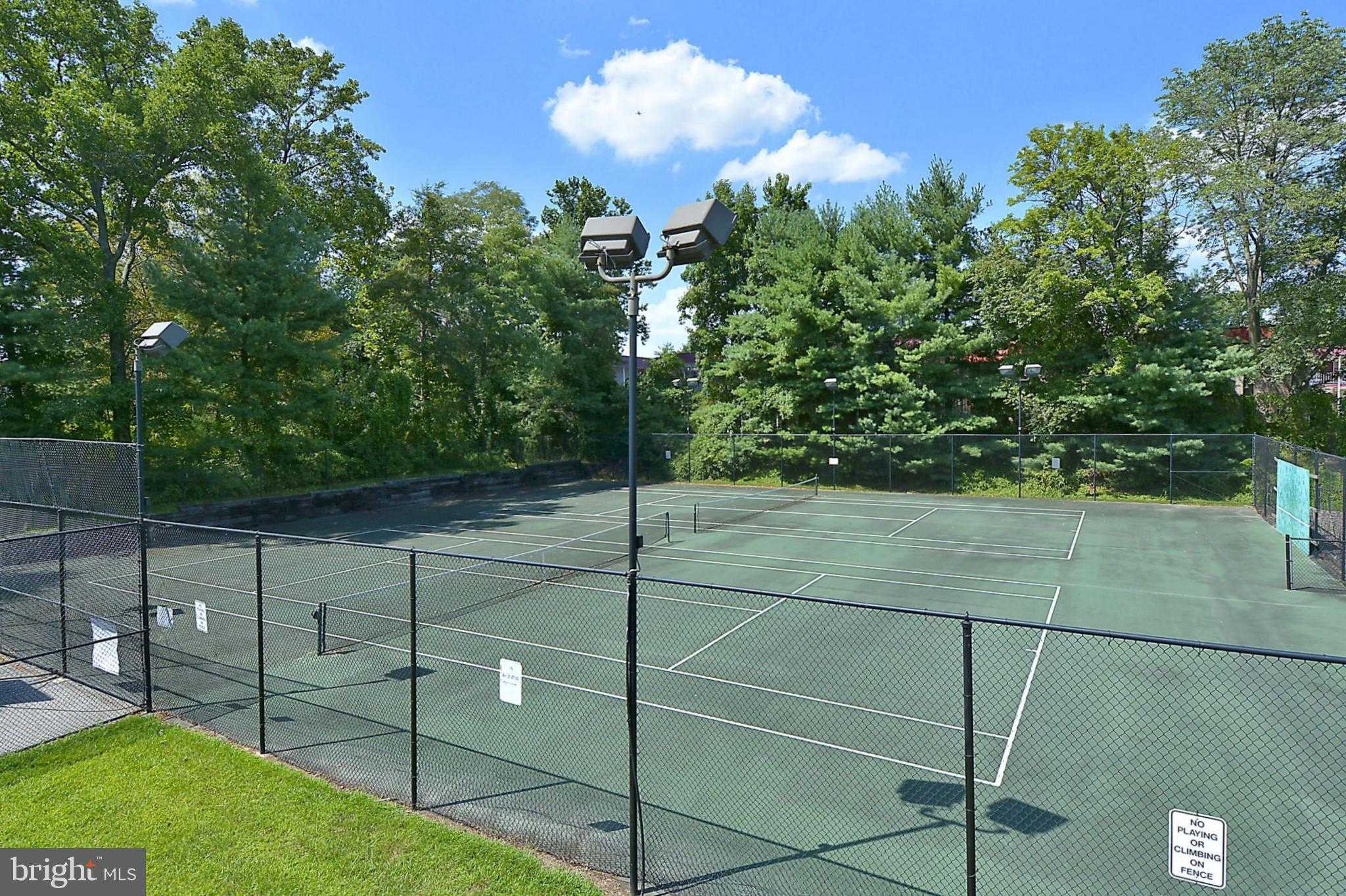 2006 Ripley Point CT photo 44