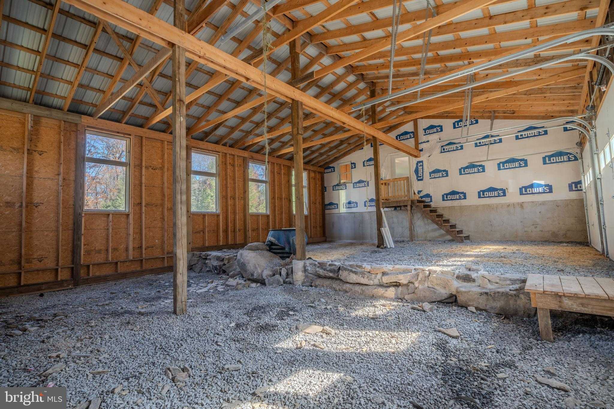 644 Madisonburg Pike photo 32