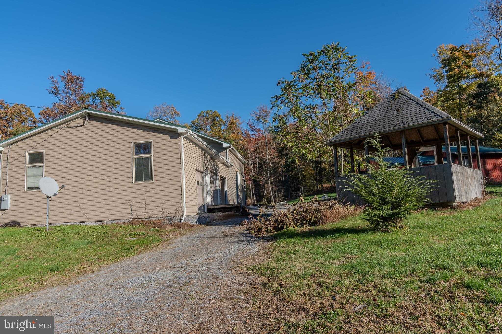 644 Madisonburg Pike photo 44