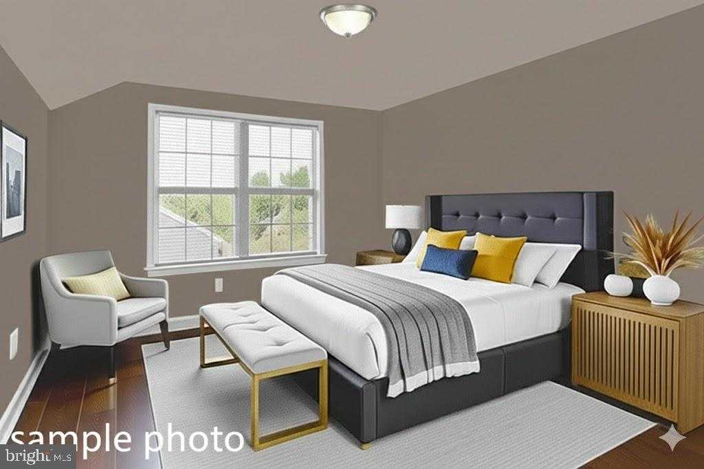 25 Castle Dr photo 10