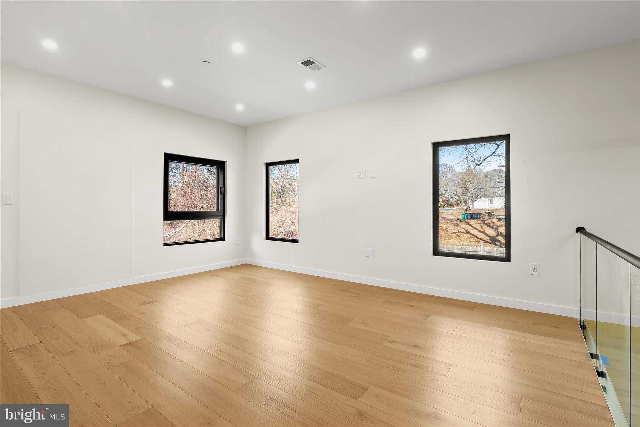 12800 7th St photo 28