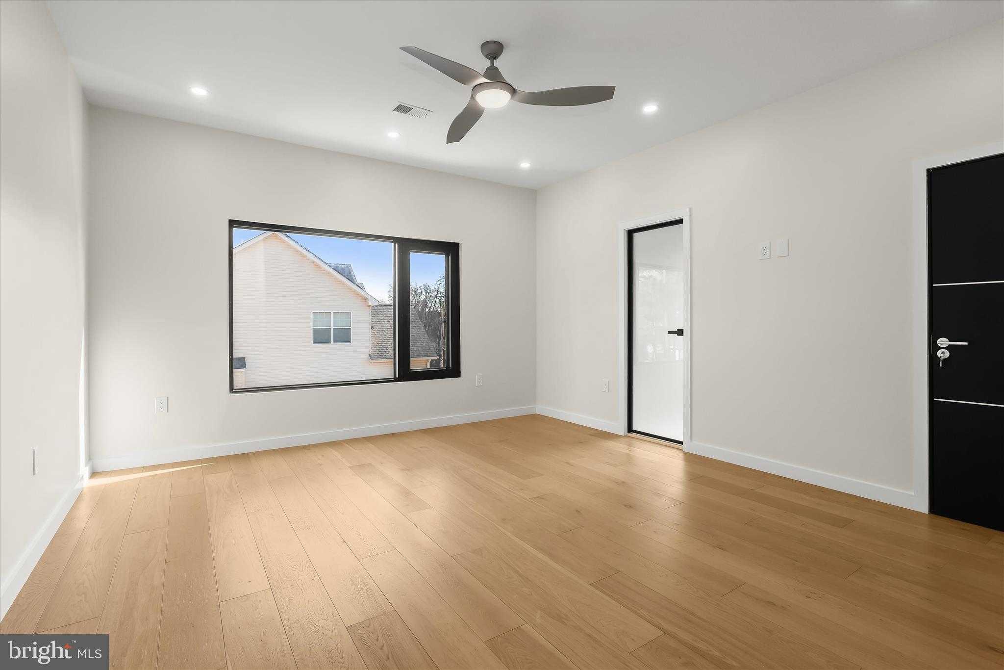 12800 7th St photo 40