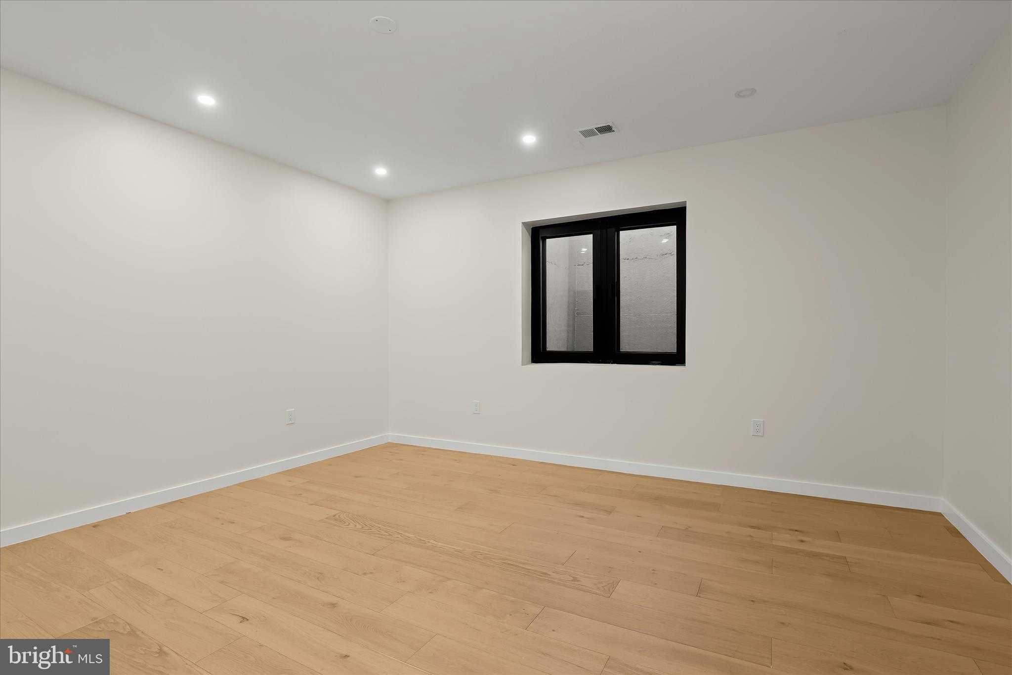 12800 7th St photo 52