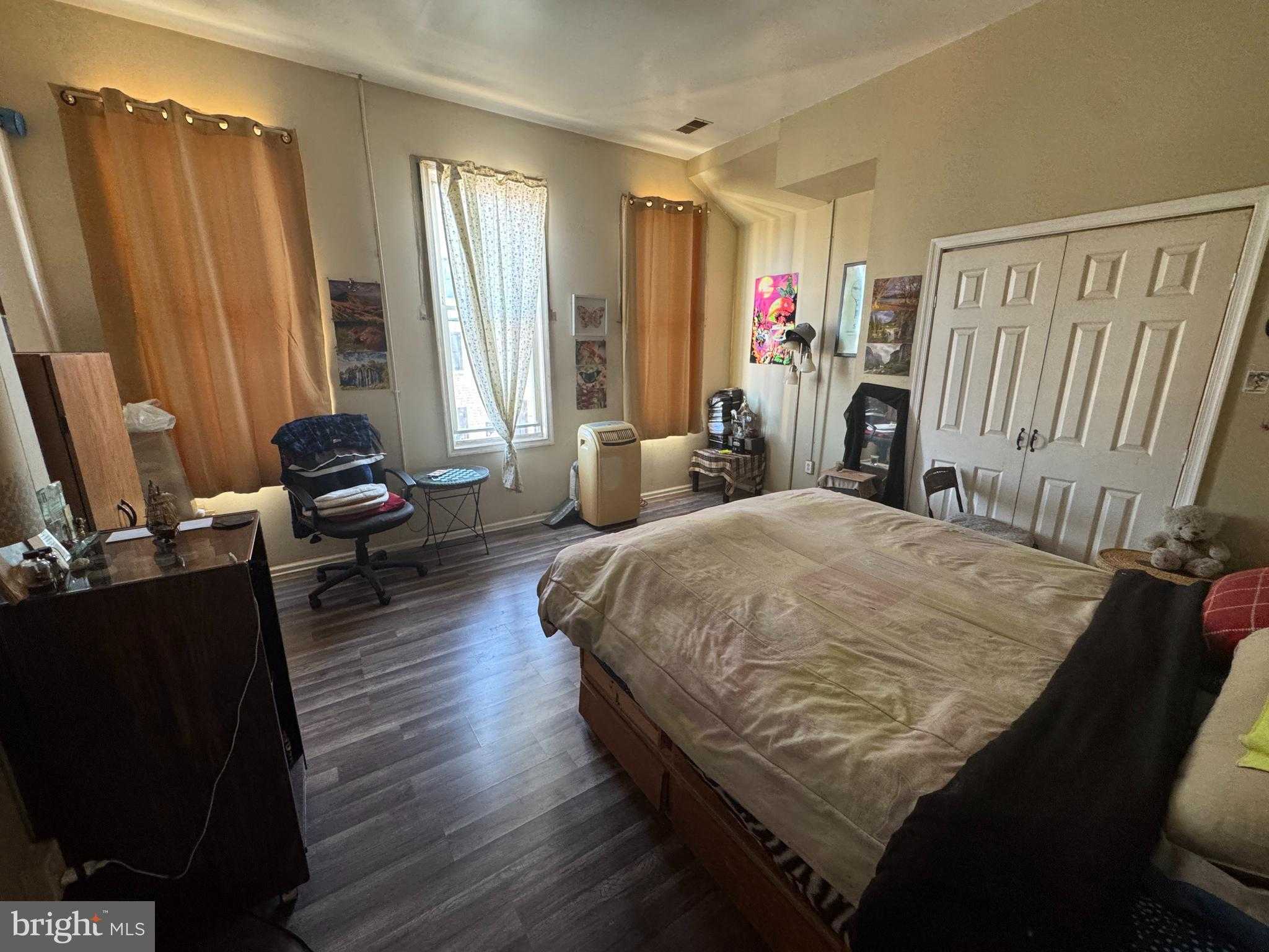 1736 Mcculloh St photo 6