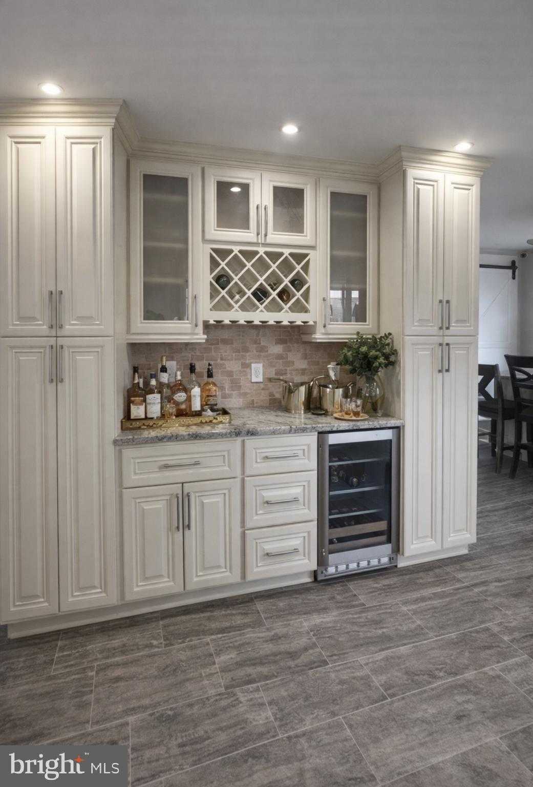 26410 Haines Rd photo 8