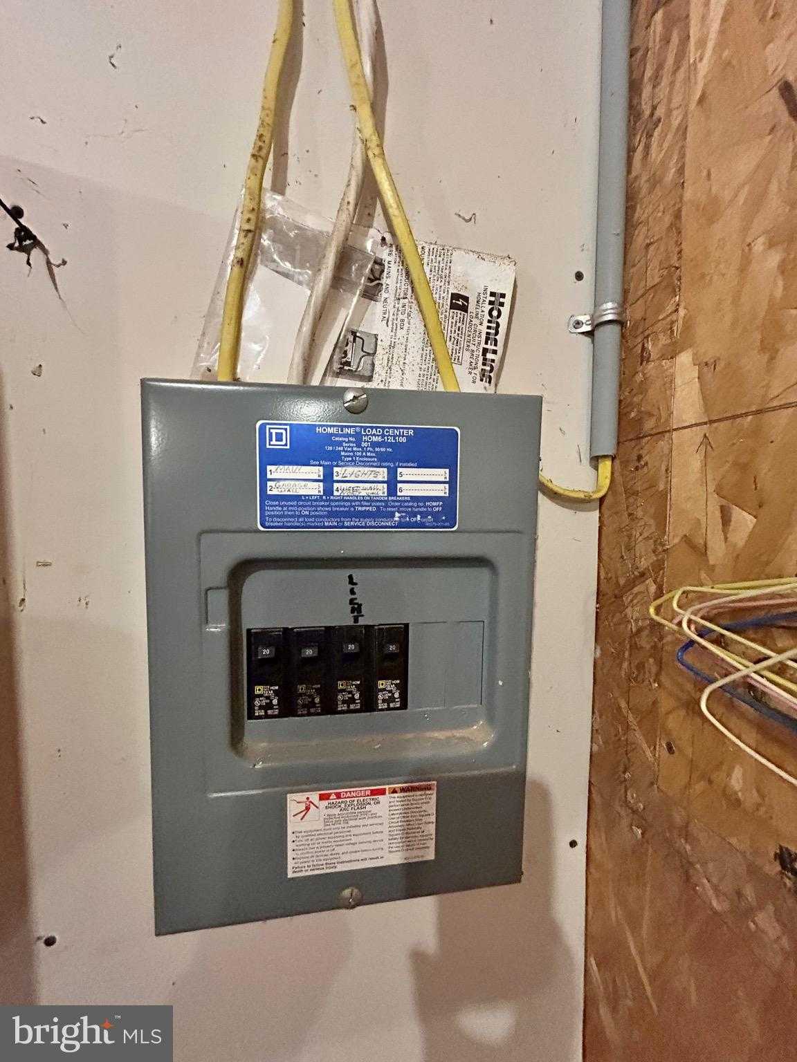 107 E Church St photo 30