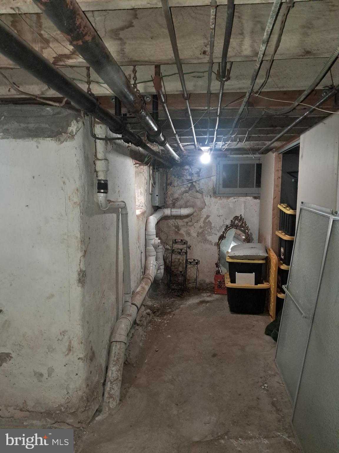 5811 N 7th St photo 18