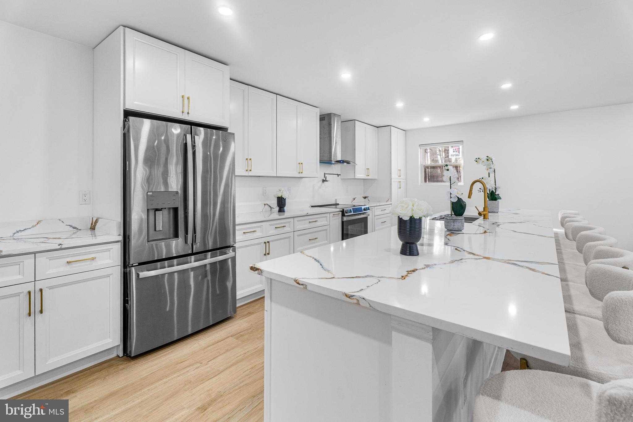 10231 Henry Rd photo 8