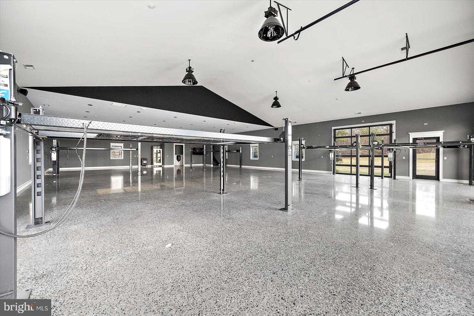 4218 Harmony Rd photo 110