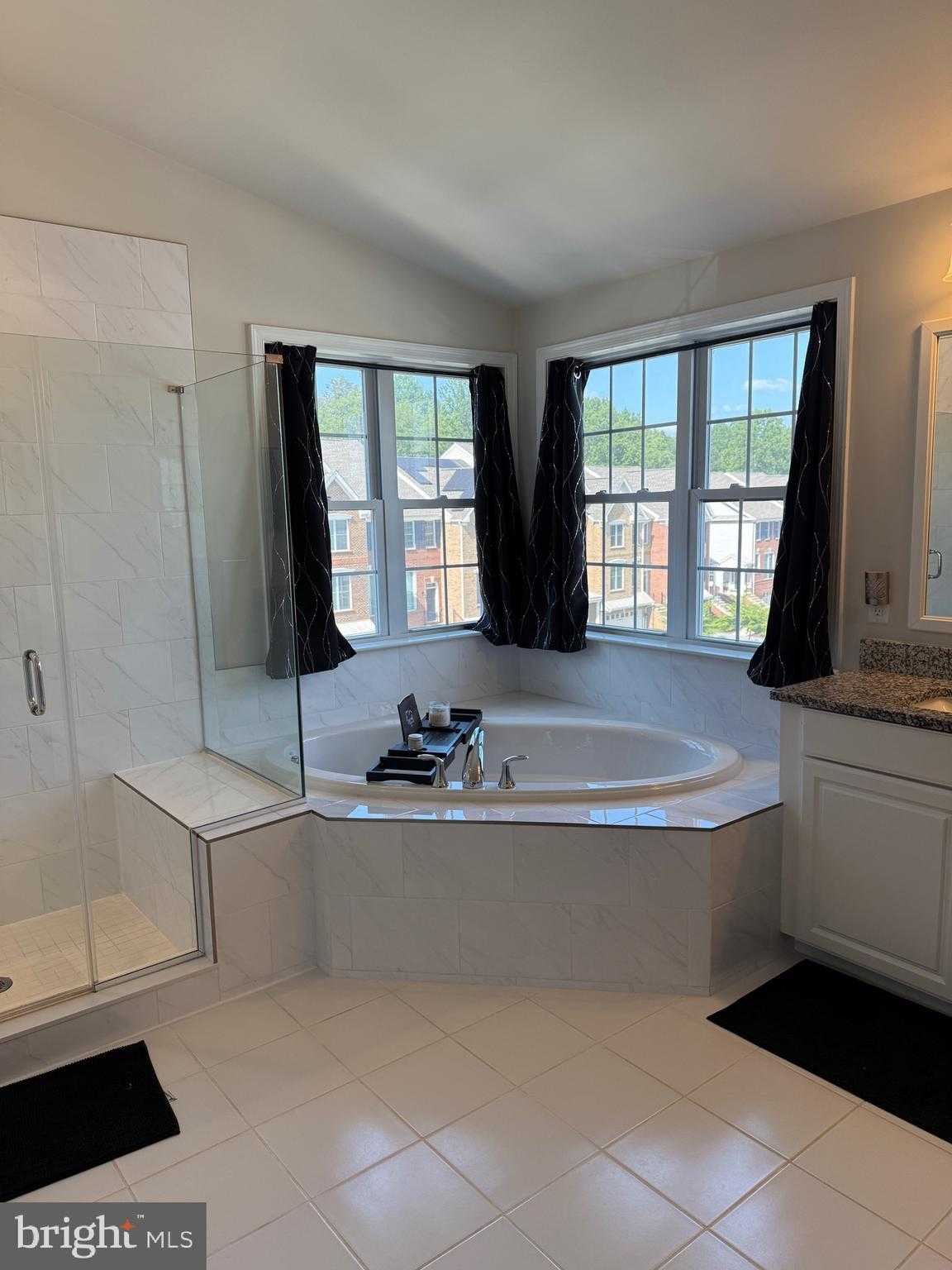 3600 Martingale Rd photo 27