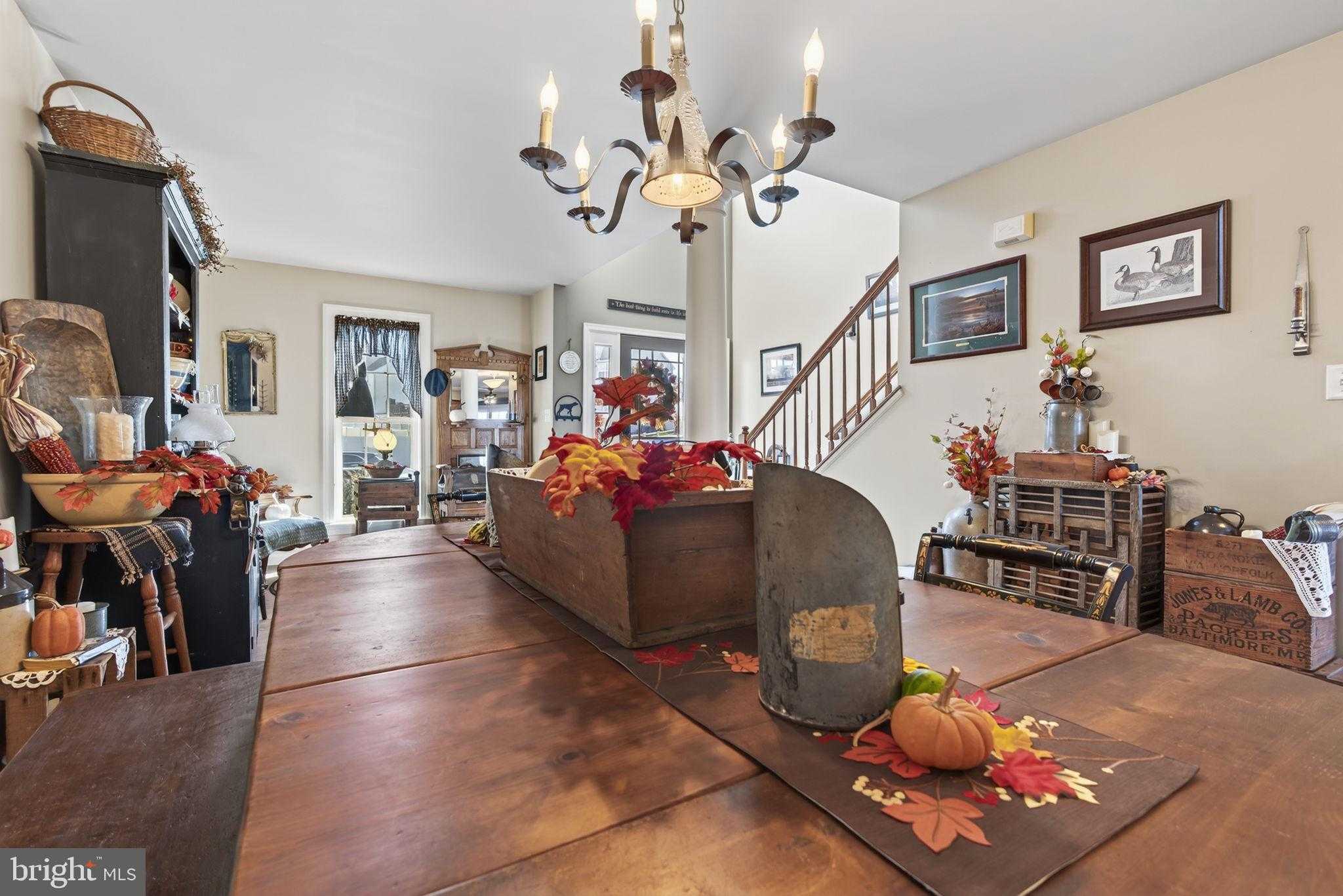 495 Thomas Armor Dr photo 12