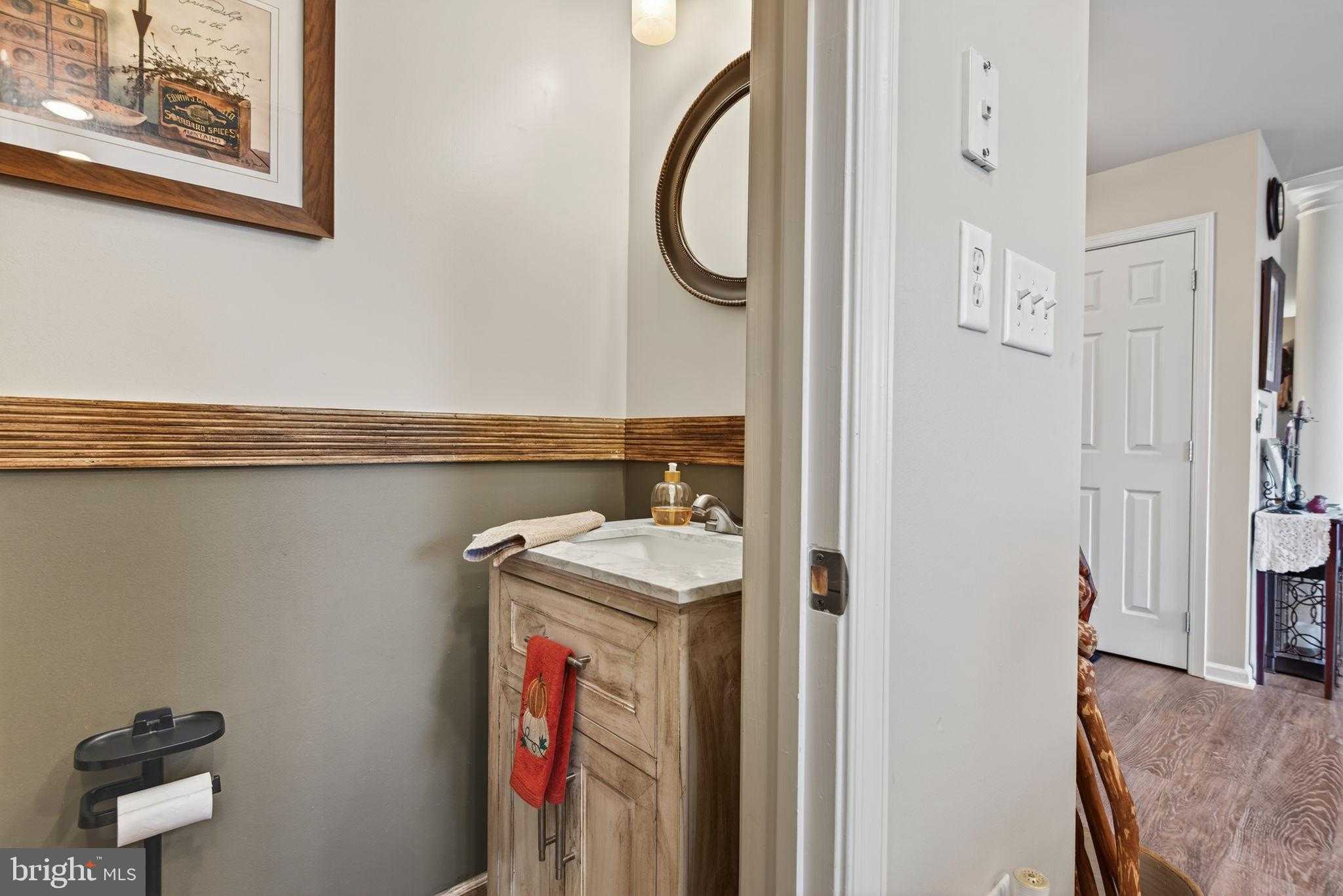 495 Thomas Armor Dr photo 26