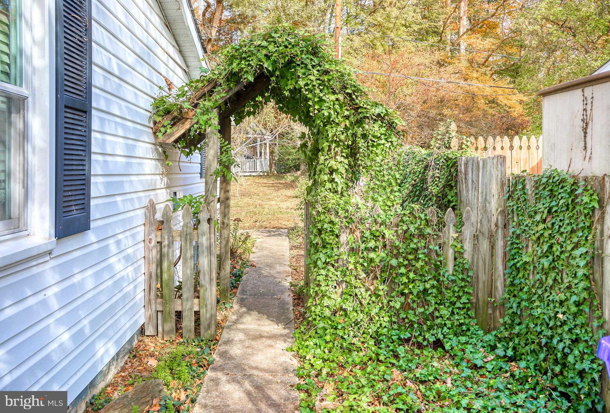 12610 Brunswick Ln photo 25