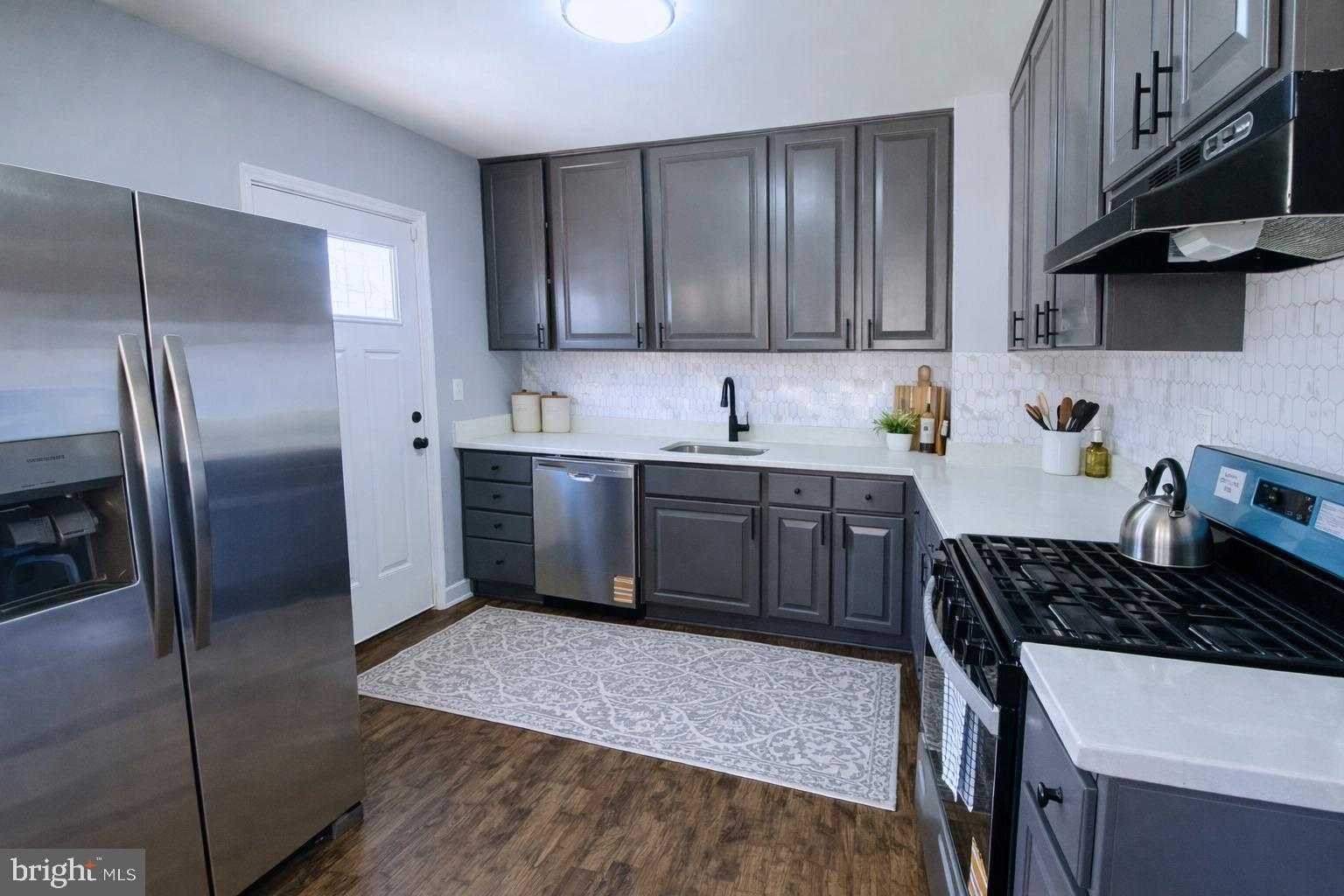 9407 Colesville Rd photo 10