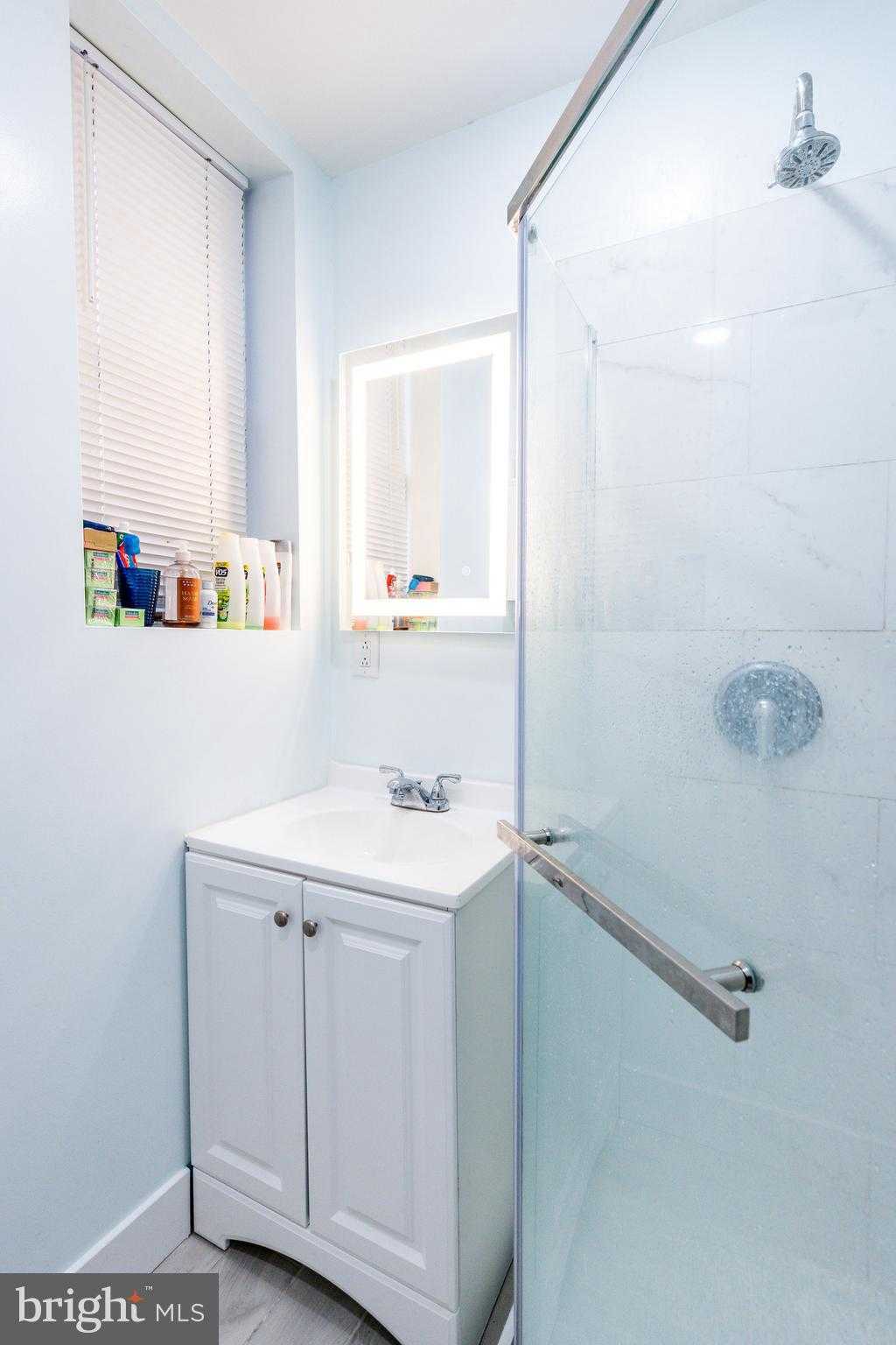 4725 Chester Ave # 27 photo 63