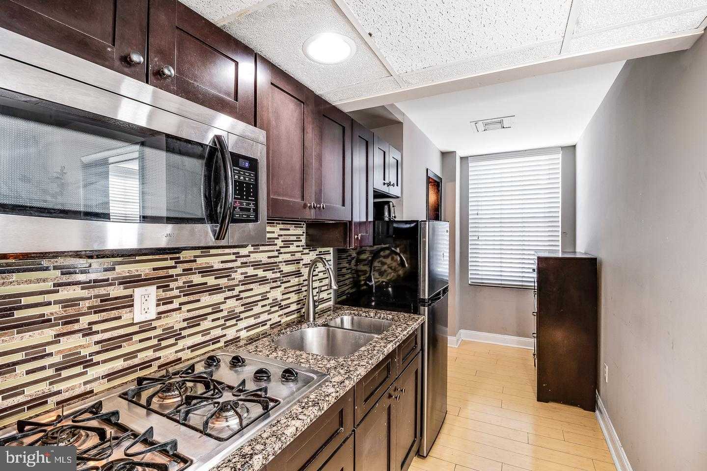 2135 Walnut St Apt 603 photo 6