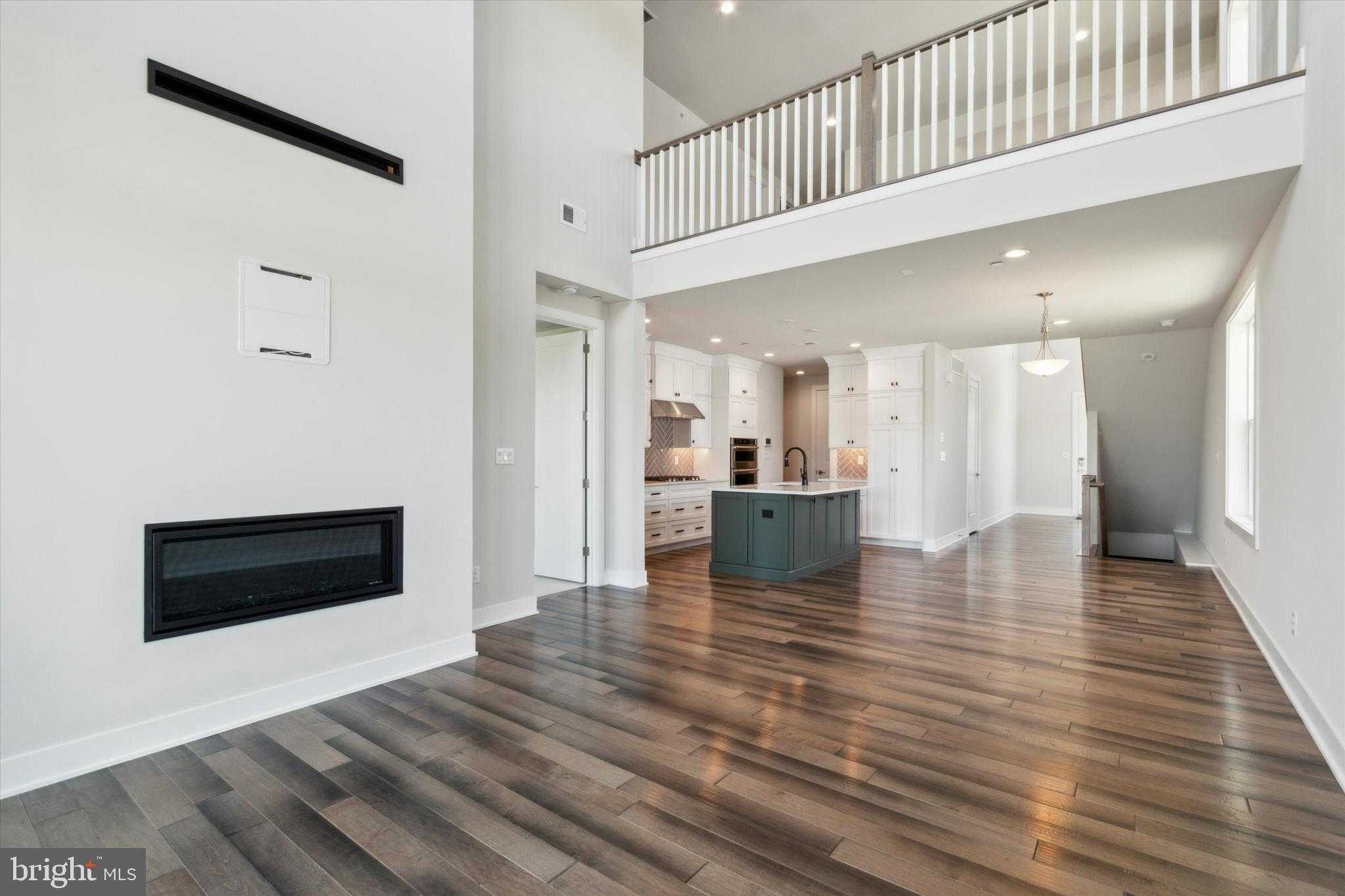 573 Trifecta Rd photo 4