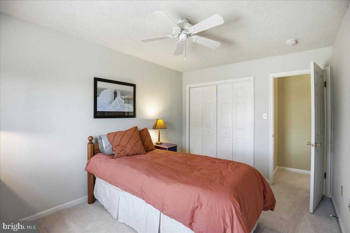 300 Owings Hill CT photo 38