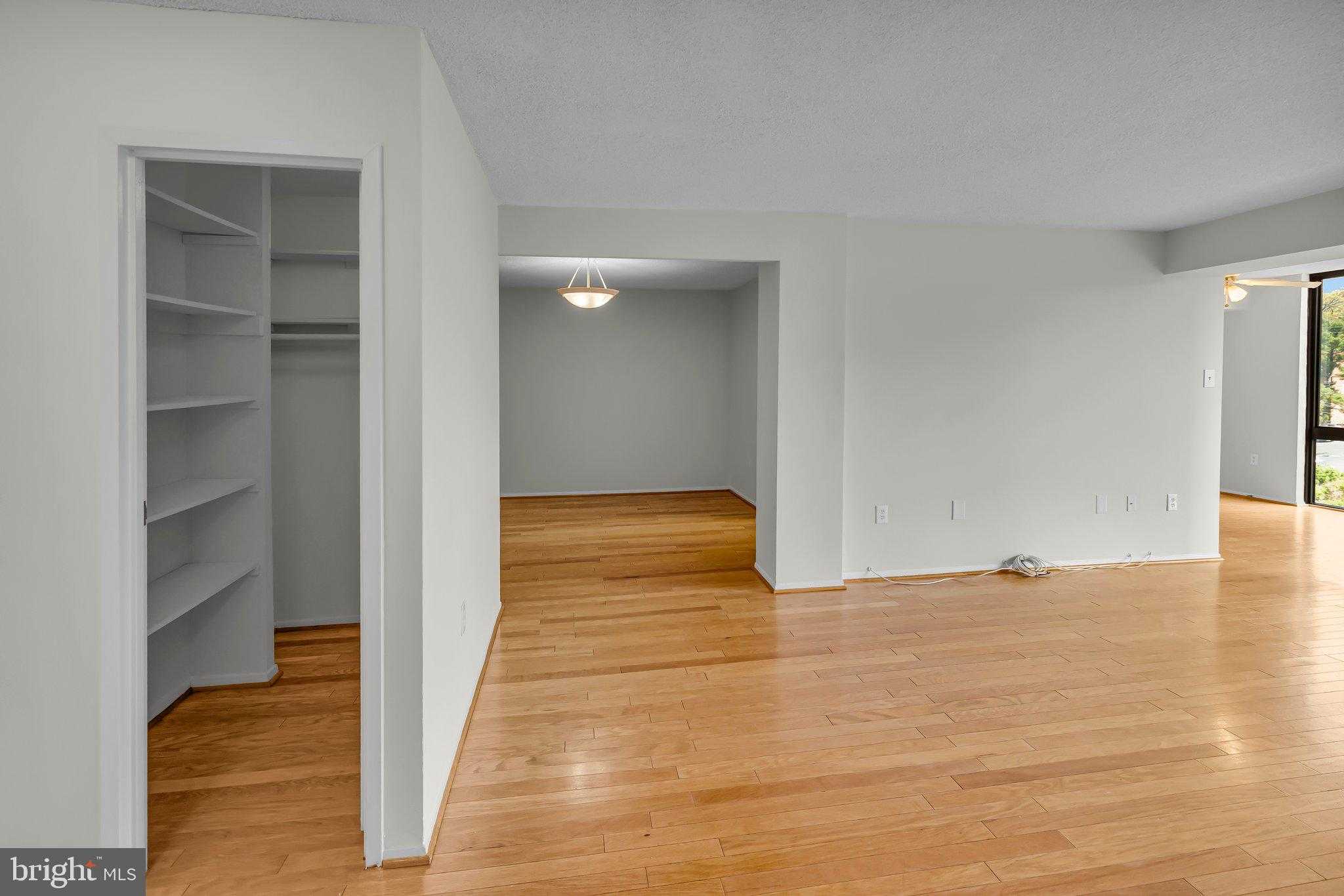 4500 S Four Mile Run Dr Apt 732 photo 8