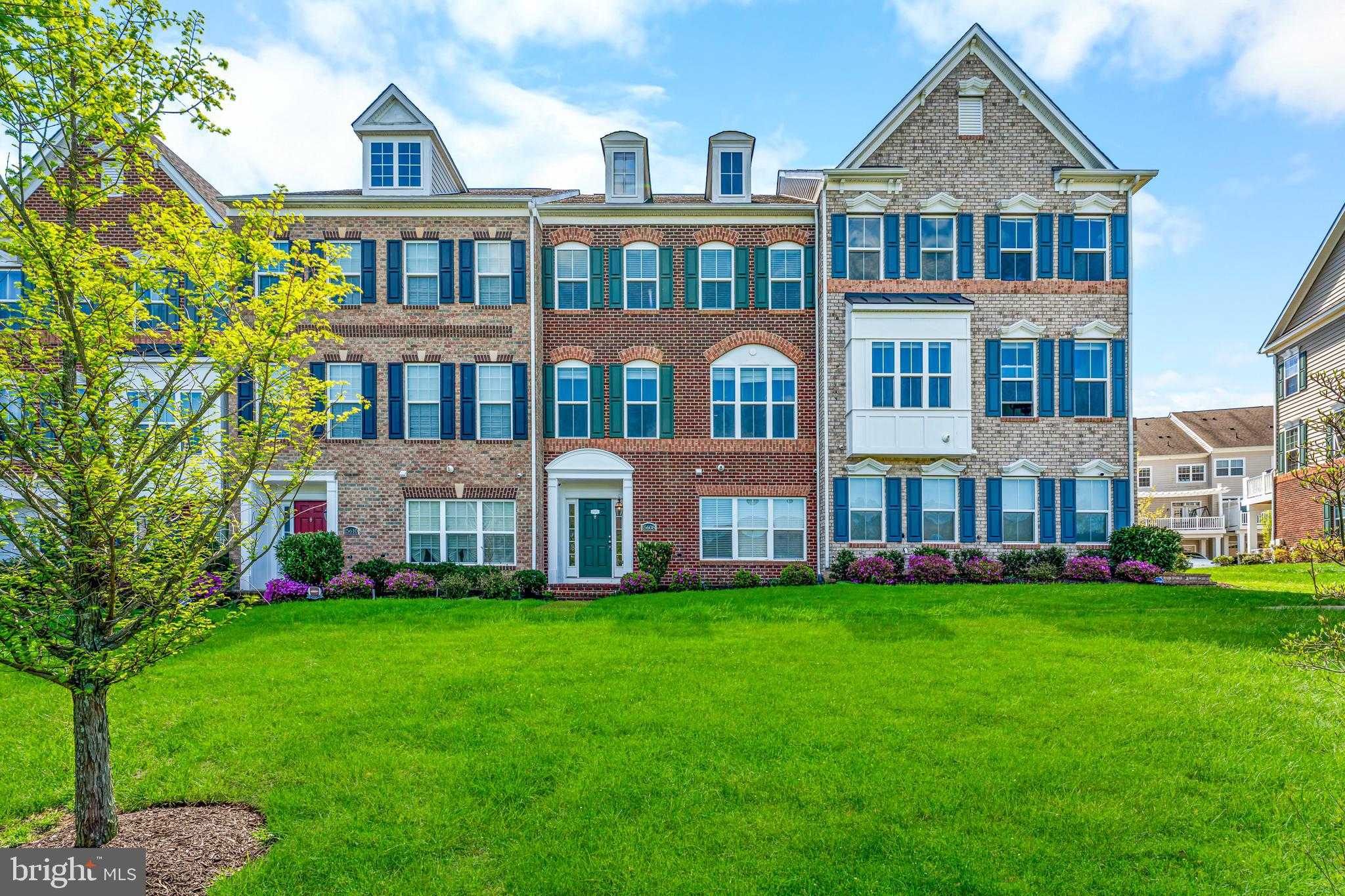 15608 Bibury Aly photo 2