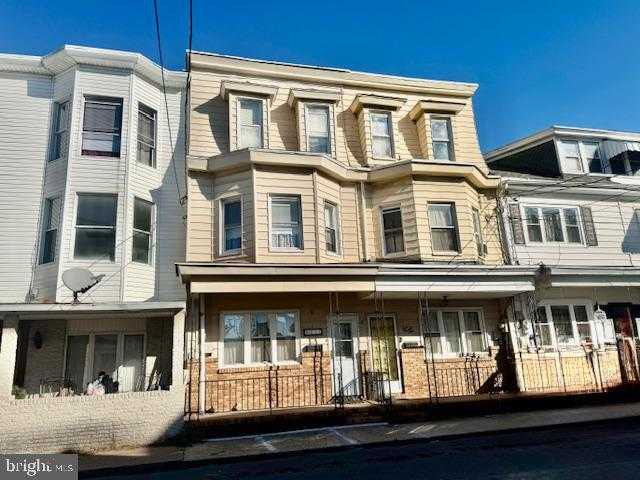 123 N Jardin St photo 6