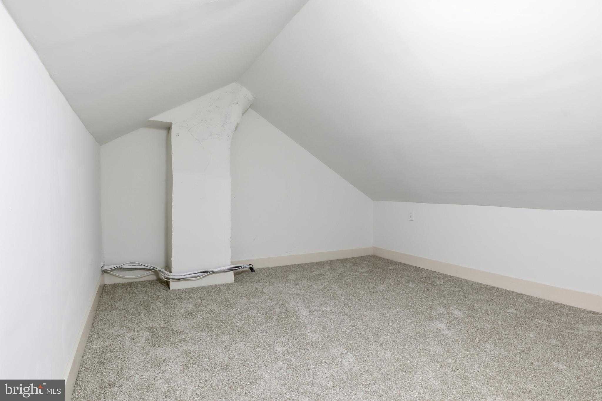 267 S 4th St photo 27