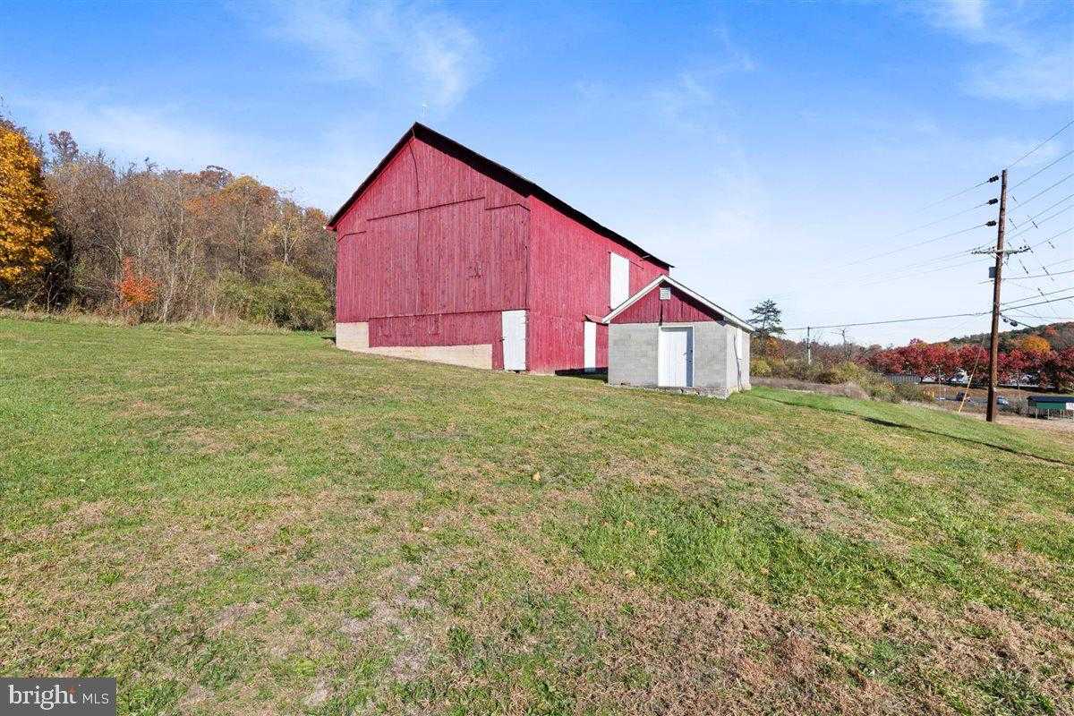 N Pennsylvania Ave photo 4