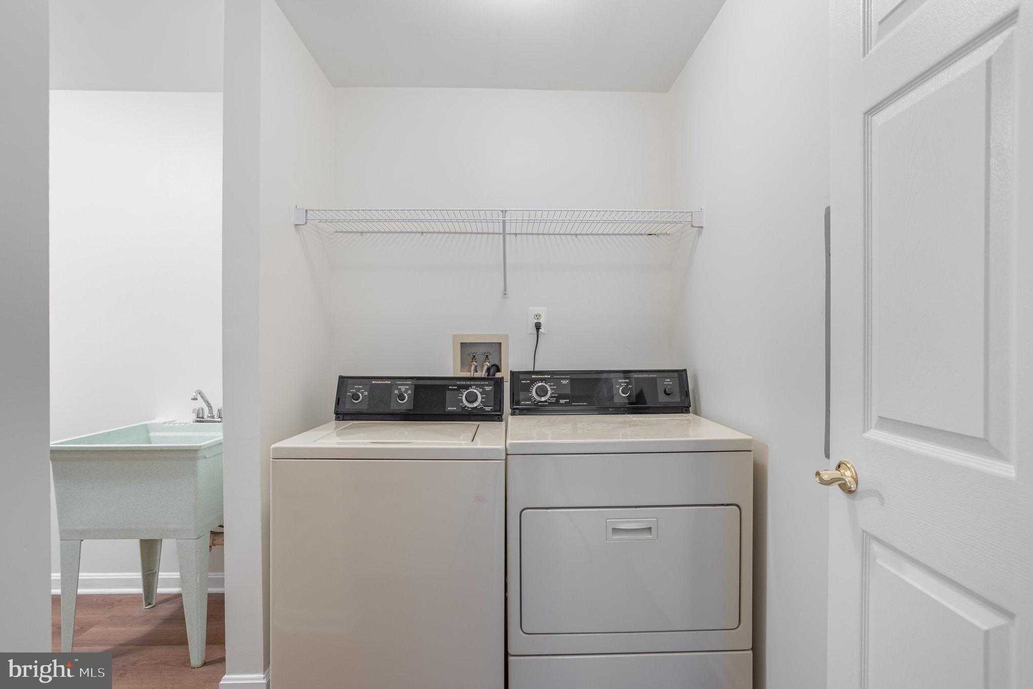 3901 Darleigh Rd Apt C photo 19