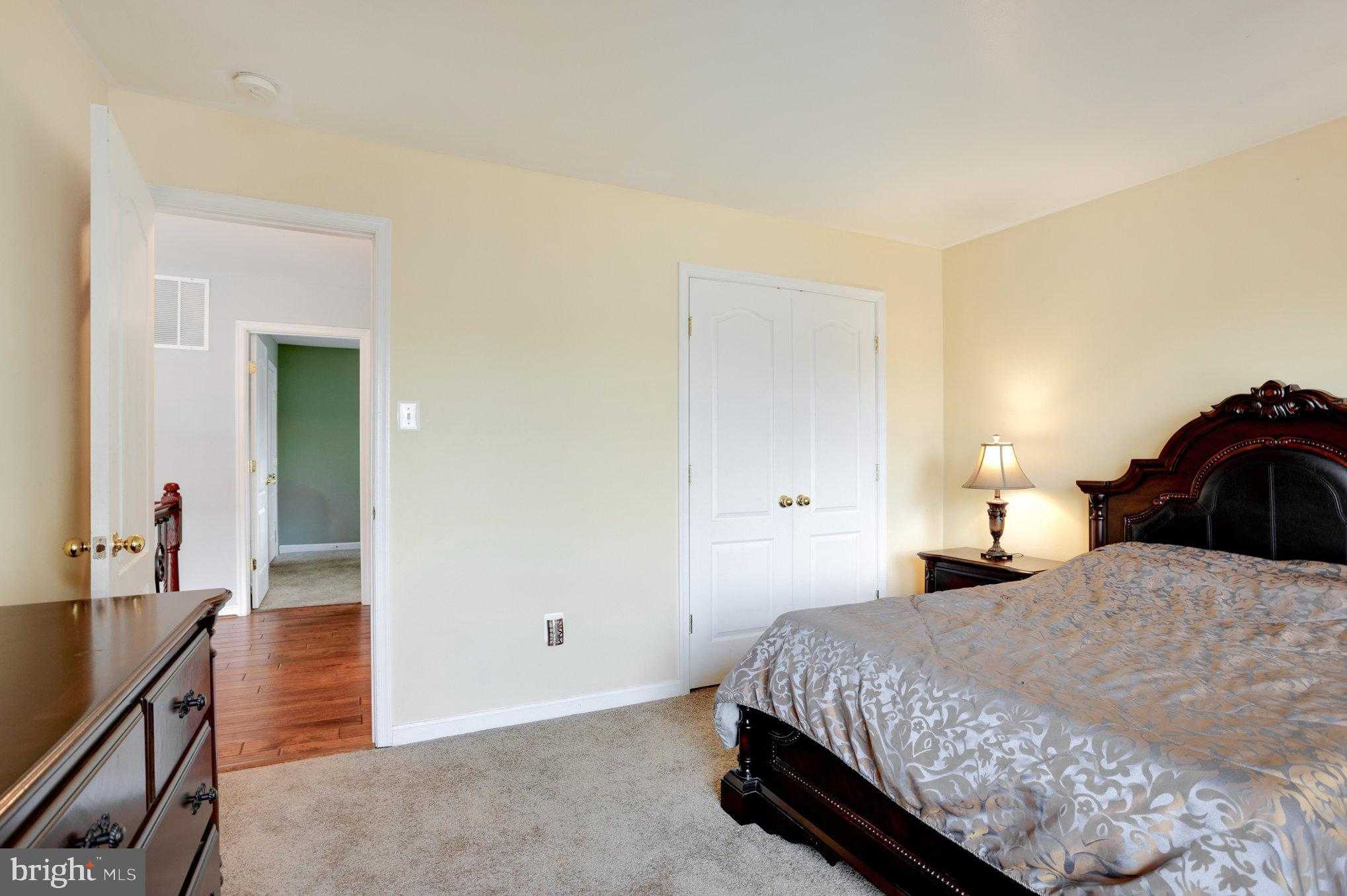 2935 Ancon CT photo 30