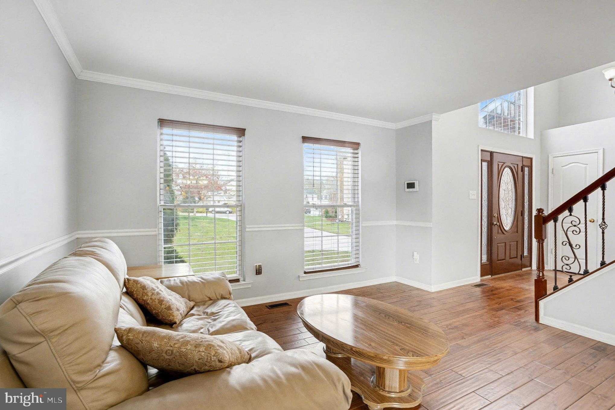 2935 Ancon CT photo 7