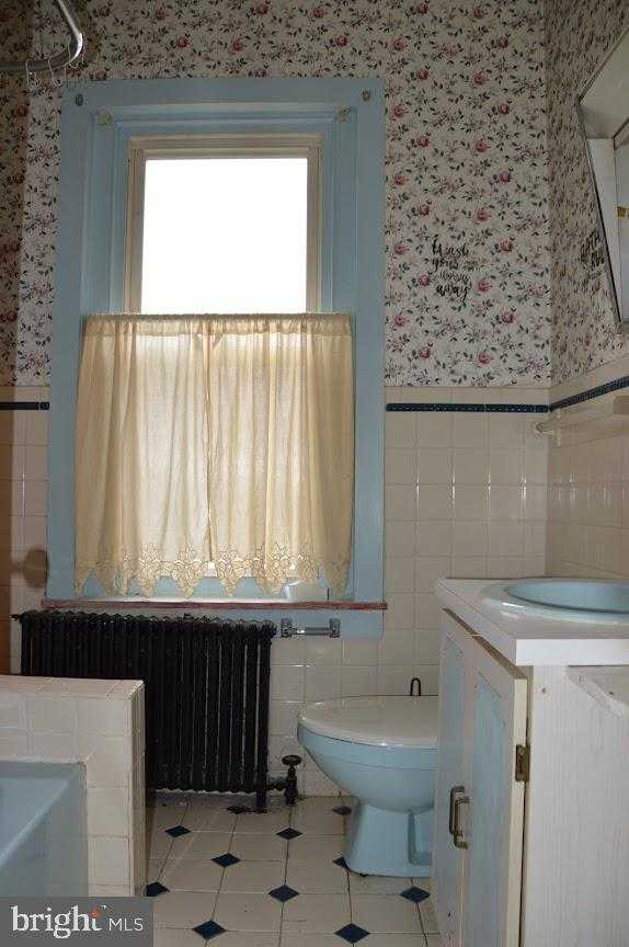 1344 W Norwegian St photo 8