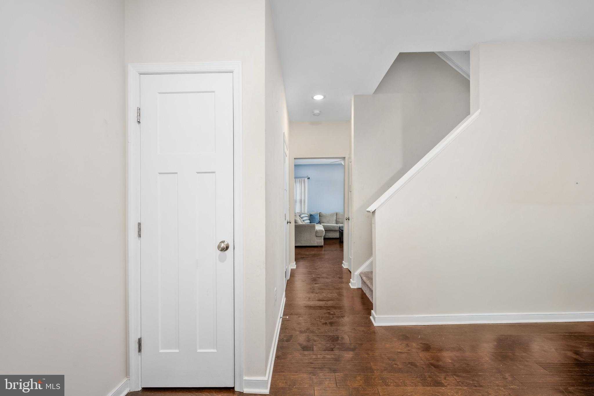 1002 Lakeview Pkwy photo 7