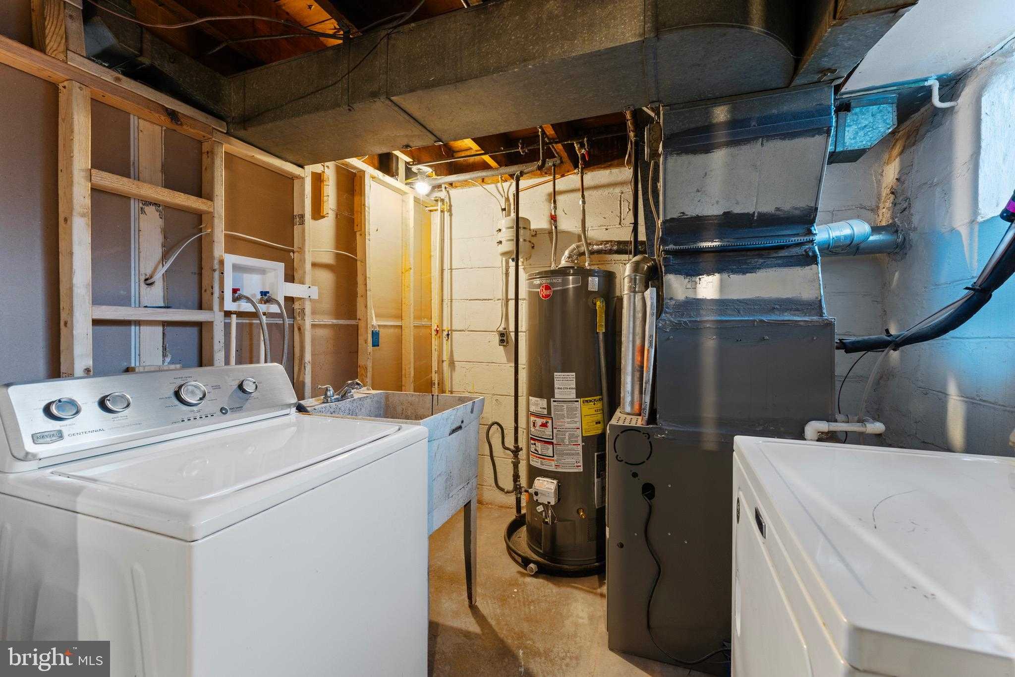 3693 Kenyon Ave photo 27