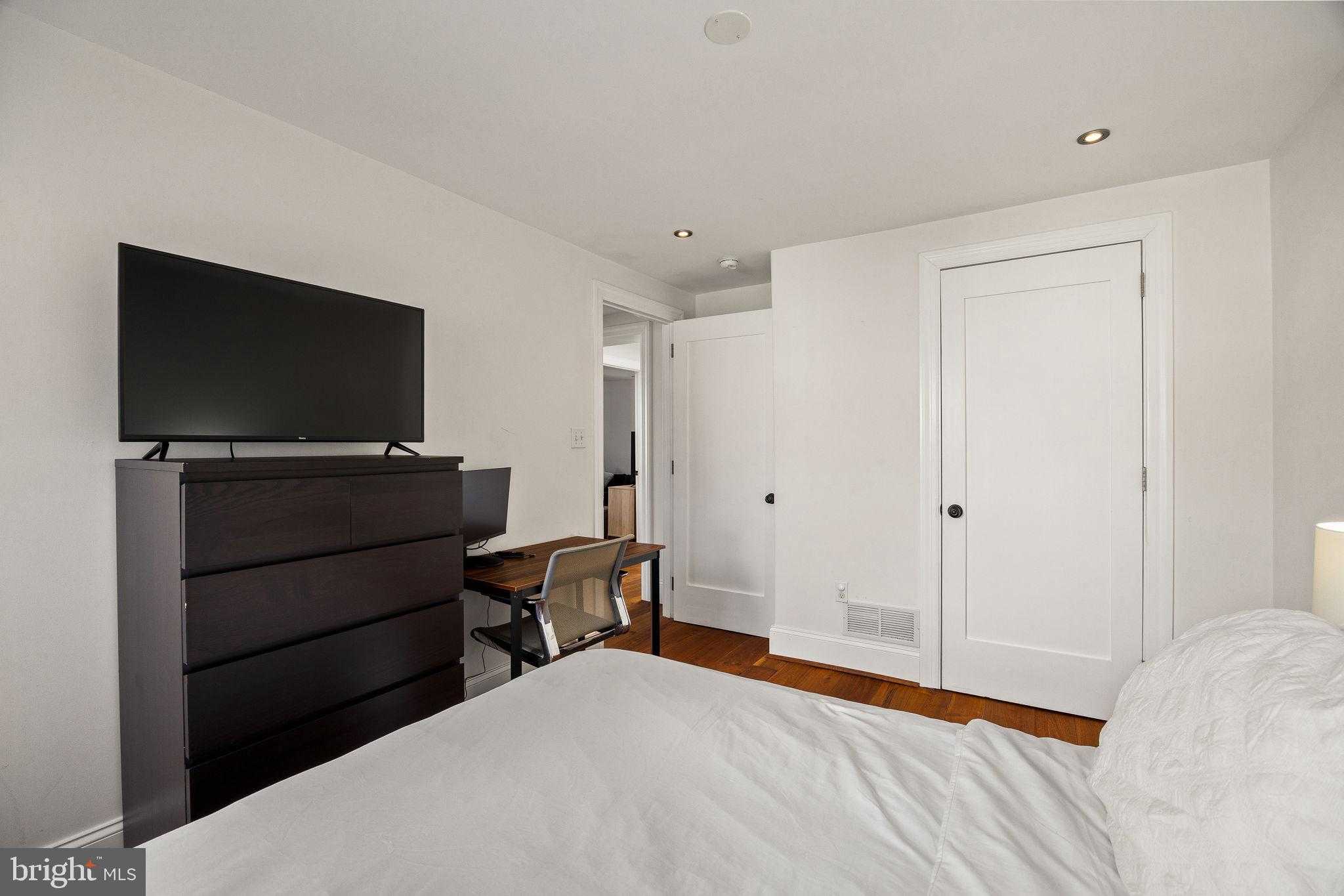 308 Monastery Ave photo 54