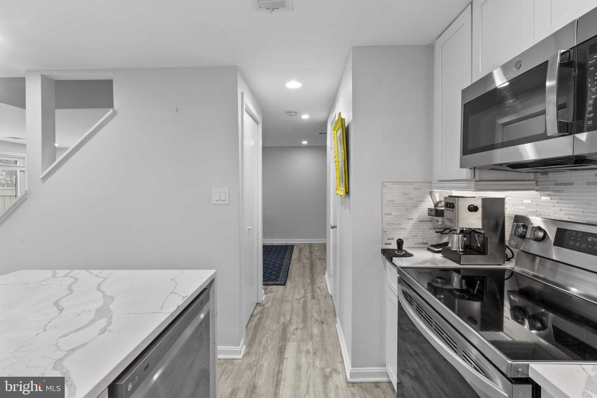 18104 Kilrush CT photo 15