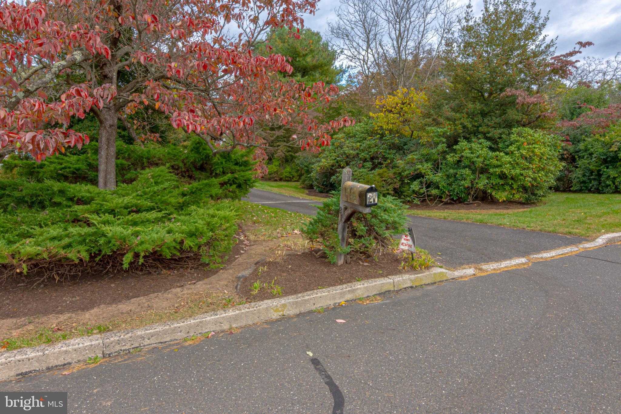 21 Woods End Dr photo 63