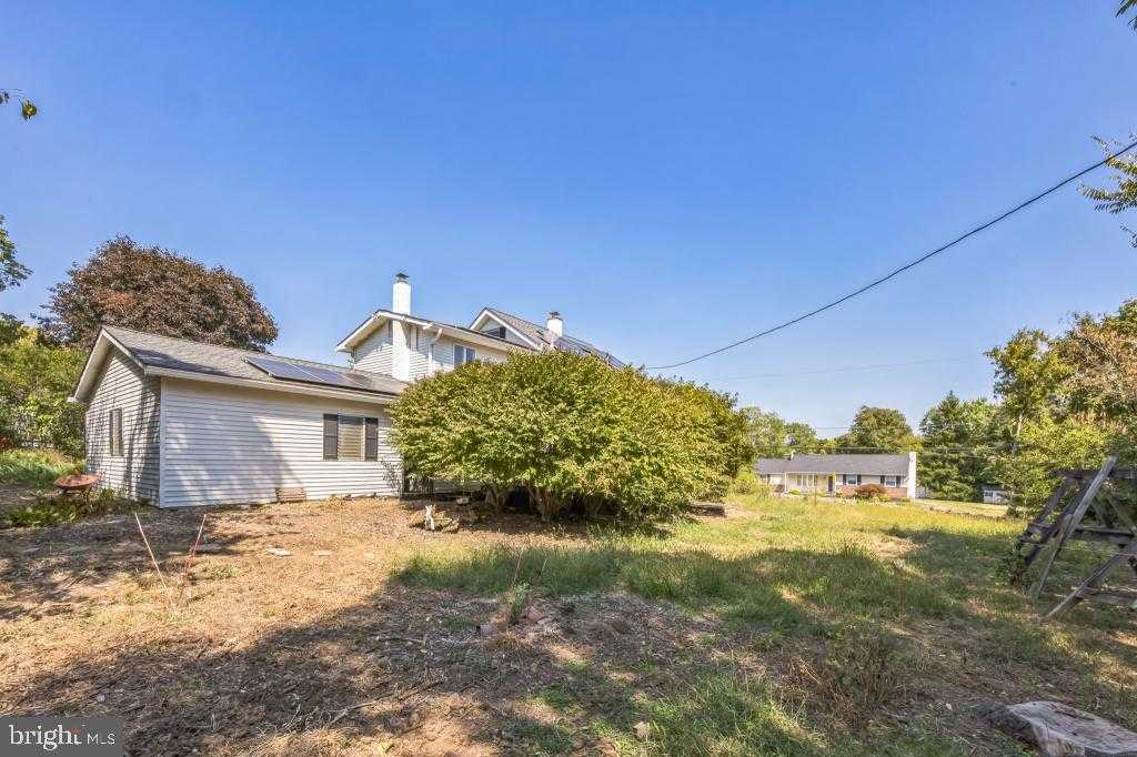 852 Cedar Ave photo 4