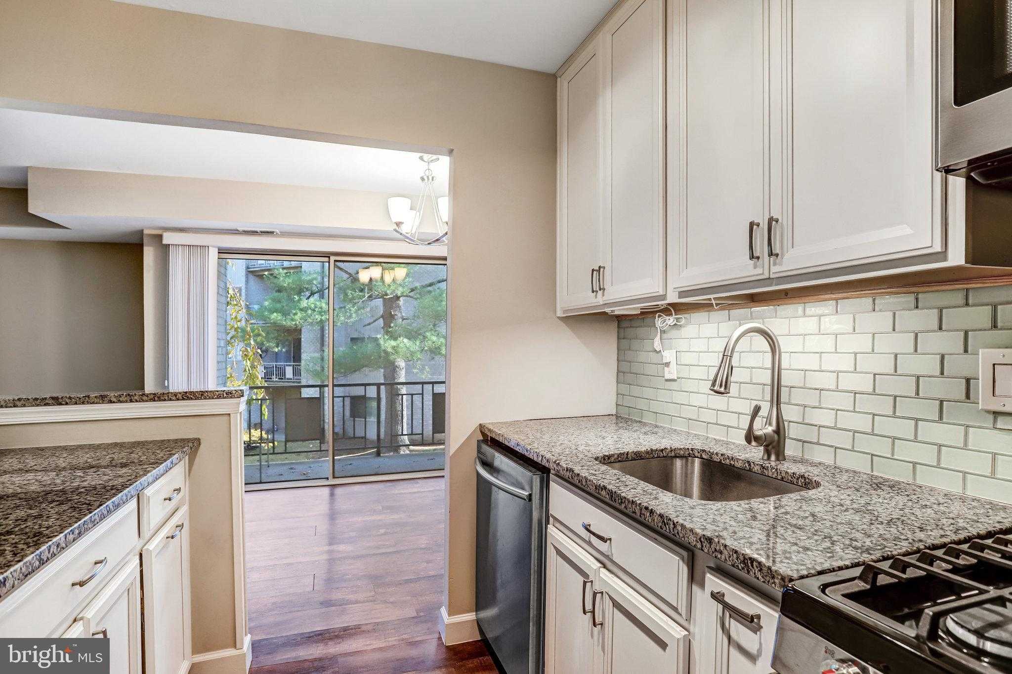 12215 Braxfield CT # 106 photo 14