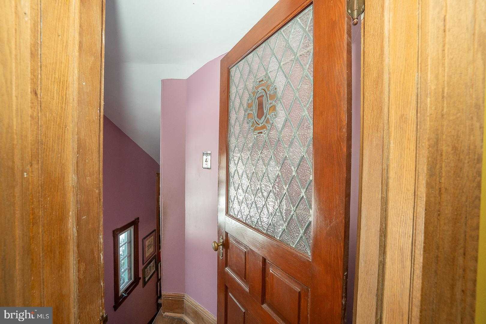 421 Midland Ave photo 36