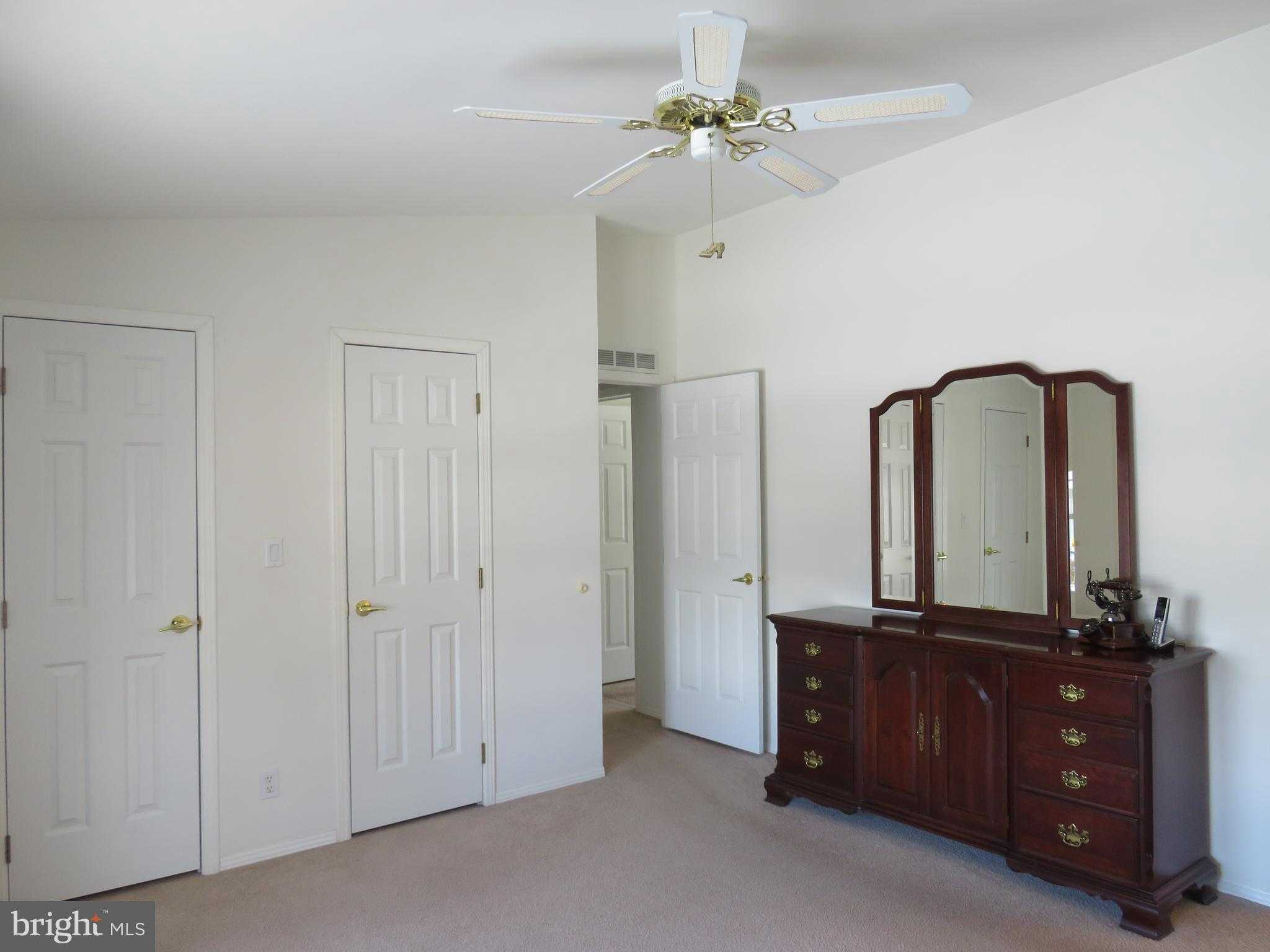 404 Thrush CT E photo 17