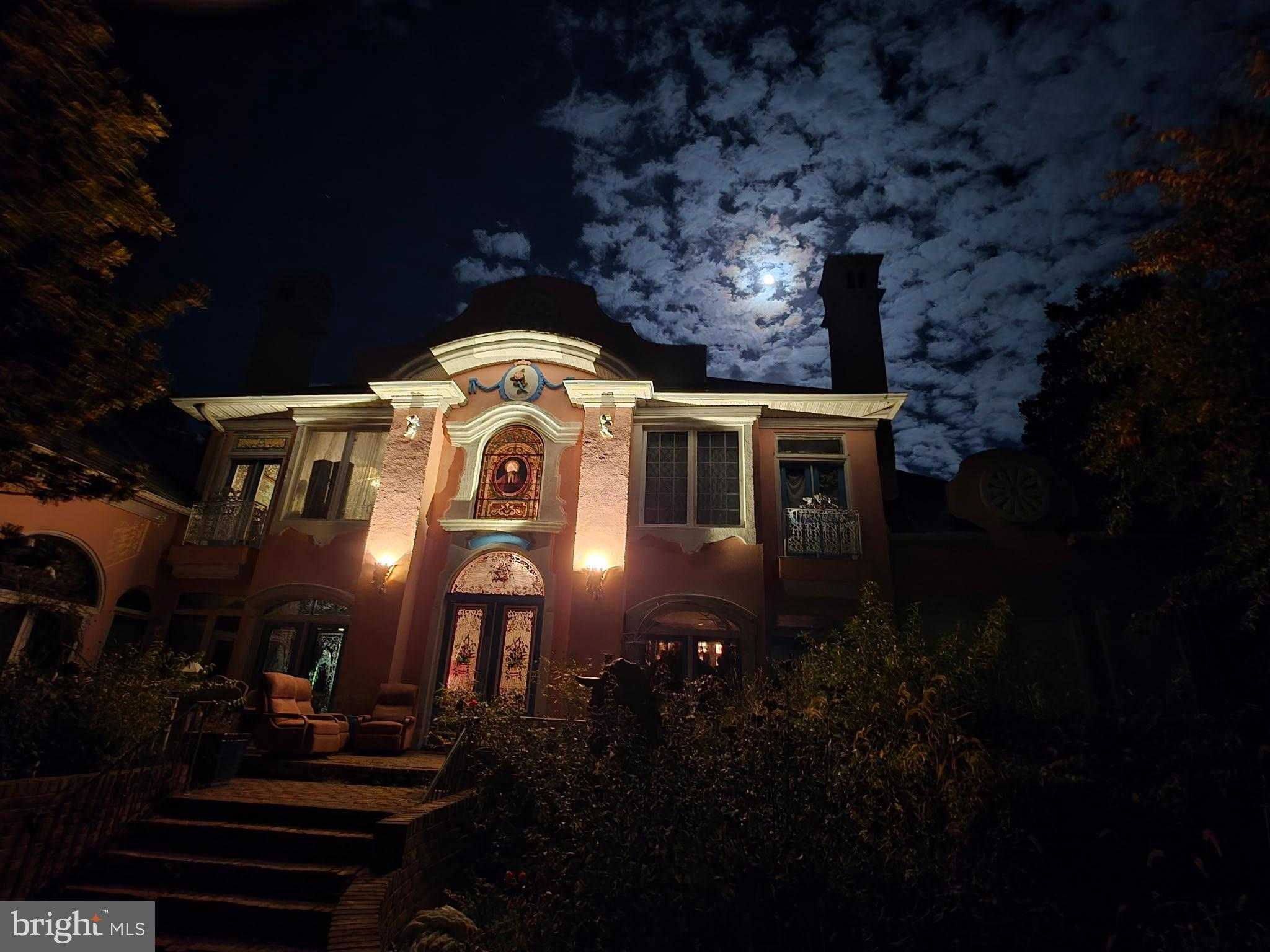 220 Old Steamship Rd photo 2