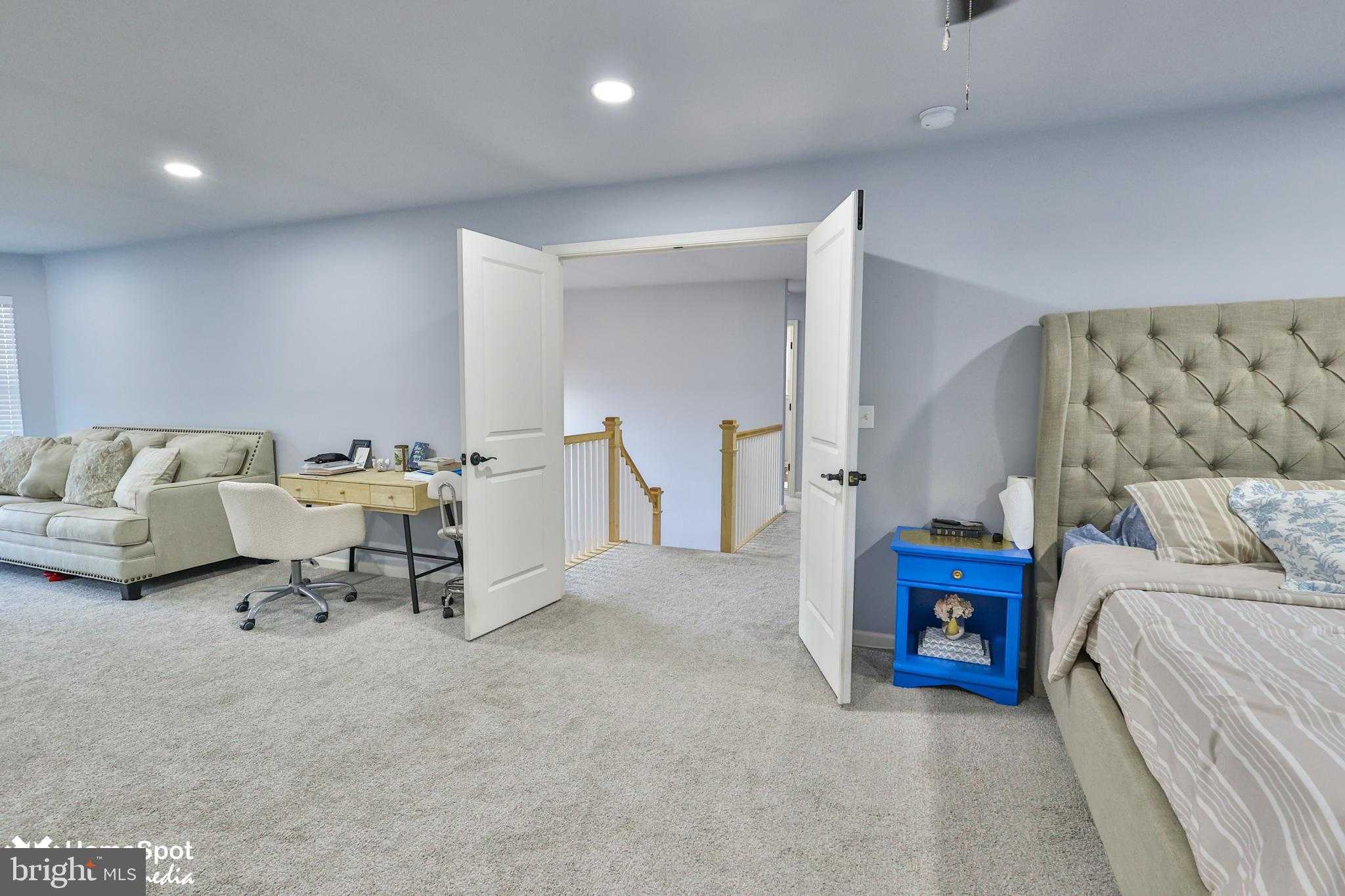 255 Catalpa Dr photo 31