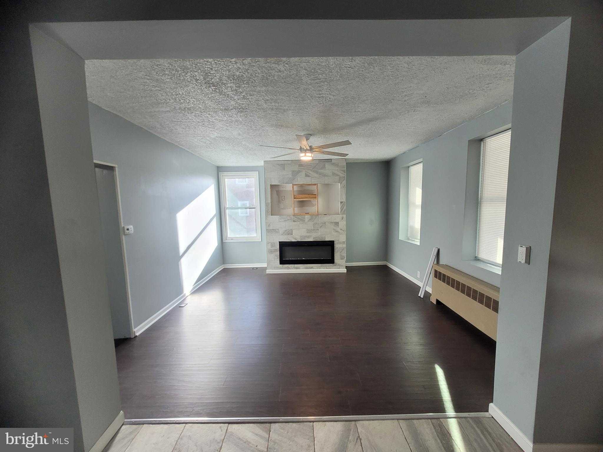 611 Bedford St photo 7