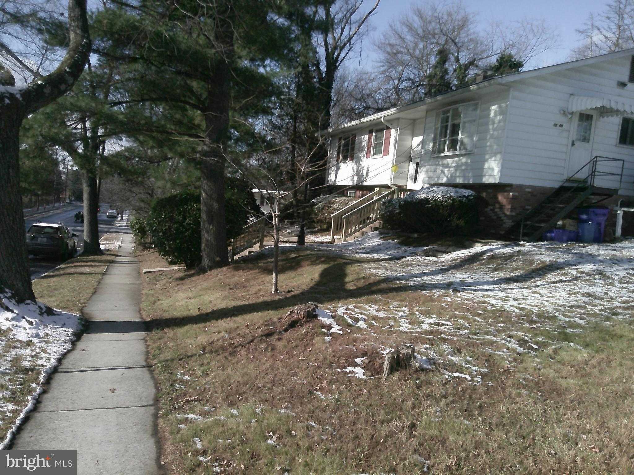 12300 Downer Dr photo 7