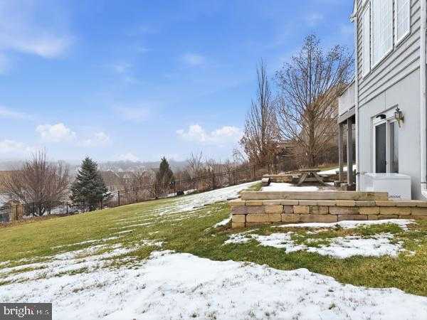 748 Connolly Dr photo 42