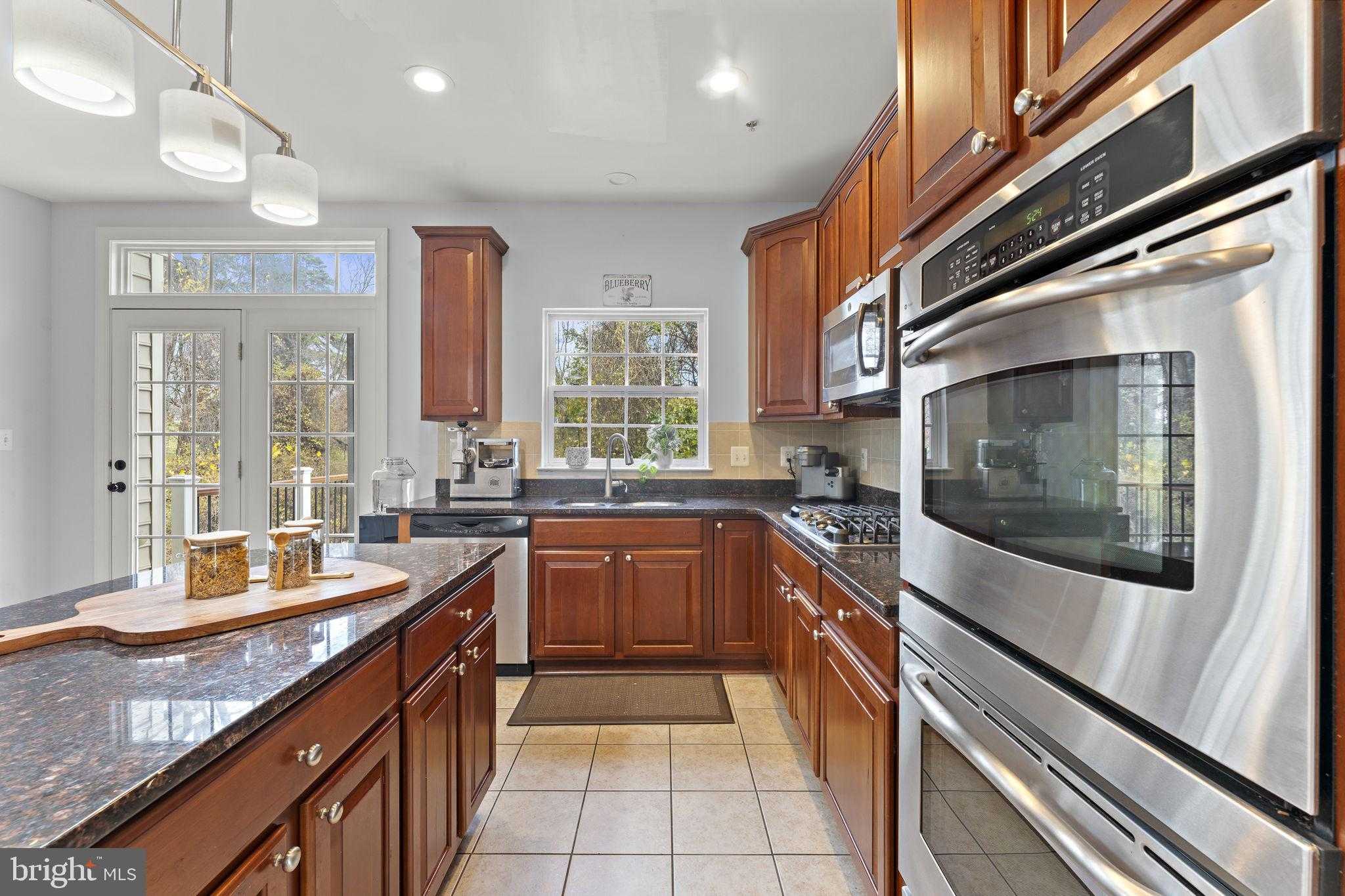 11604 Bronco CT photo 31